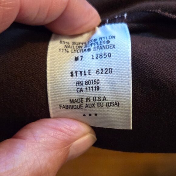 Nieman Marcus Exclusive Women's Top - Picture 9 of 10